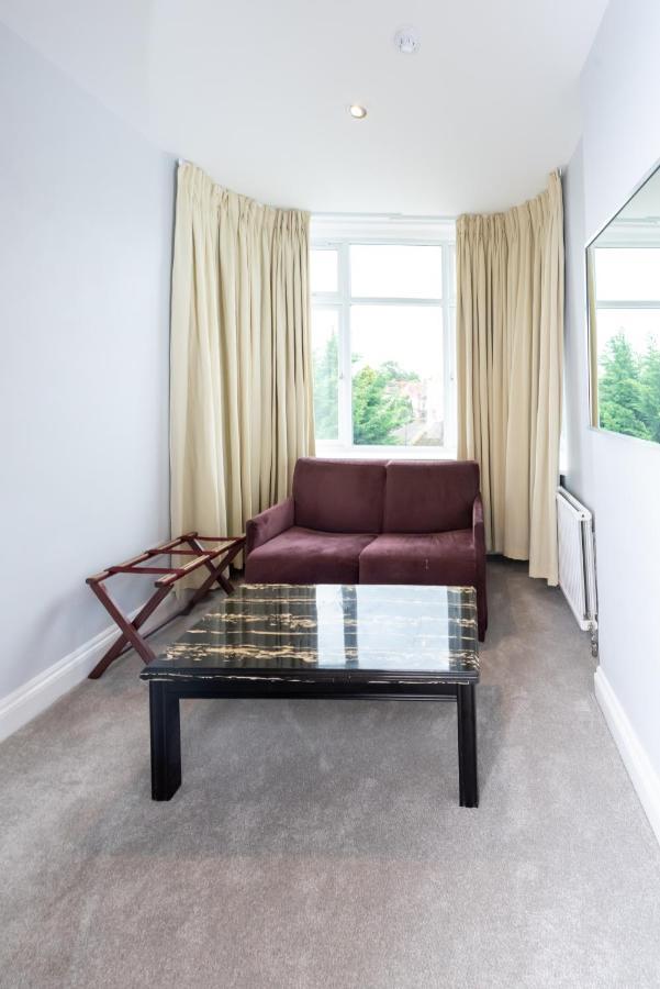 Uno Heathrow Windsor 4*