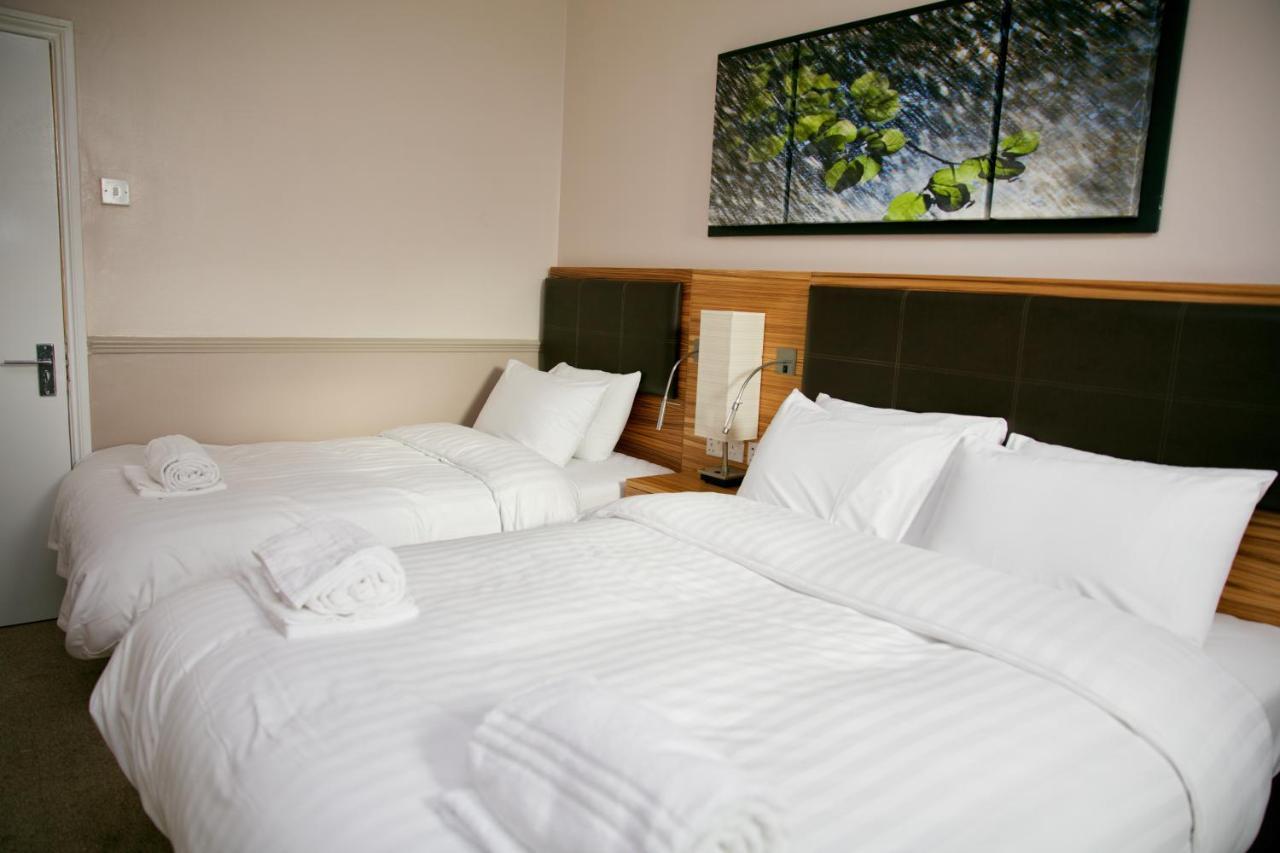 Hotel Uno Heathrow Windsor Slough